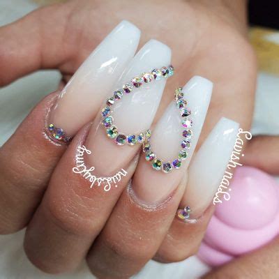 Lavish nails carbondale il. The press-on nails aren’t simply an aesthetic delight but a way to manage heightened anxiety and provide a modicum of control during the uncertain times we’re in. I’m a nail-biter,... 