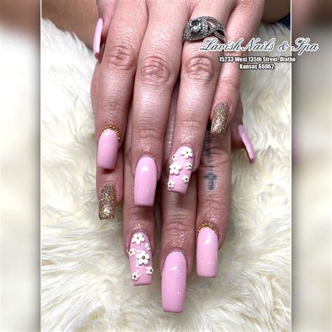 43 reviews of Creative Nails "I never have a problem walking in and getting fast service without an appointment! They do a good job! ... Olathe, KS. 373. 7. 11/7/2022. ... Lavish Nails. 61 $$ Moderate Nail Salons, Waxing. KV Nails & Wax. 40 $$ Moderate Nail Salons, Waxing.. 