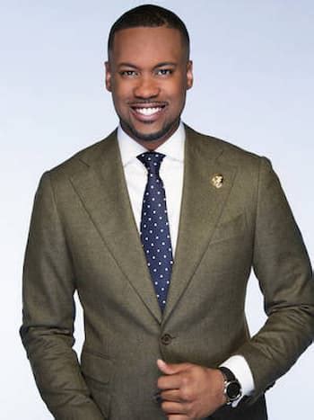 Sep 14, 2023 · Sept. 14, 2023 9:41 AM PT. Fox News will add another host to the curvy couch at “Fox & Friends.”. Enterprise reporter and commentator Lawrence Jones will join the conservative-leaning news ... . 