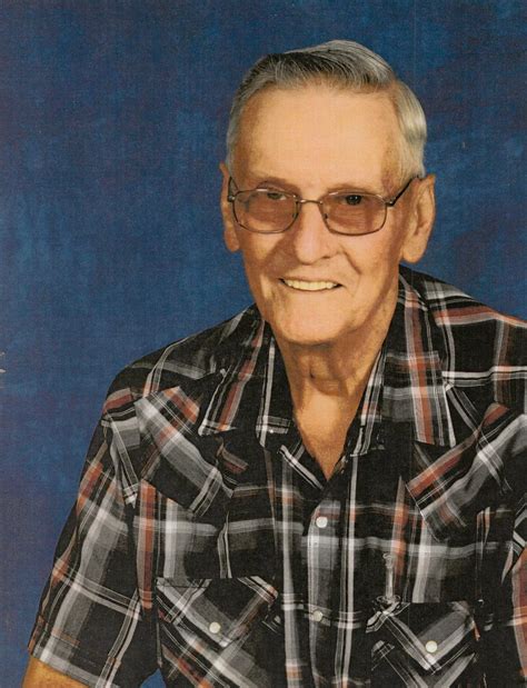 Lawrenceburg obituaries. Sep 19, 2023 · James Haynes Obituary. It is with great sadness that we announce the death of James Haynes of Lawrenceburg, Kentucky, born in Louisville, Kentucky, who passed away on September 13, 2023, at the age of 29, leaving to mourn family and friends. Leave a sympathy message to the family on the memorial page of James Haynes to pay them a last tribute. 