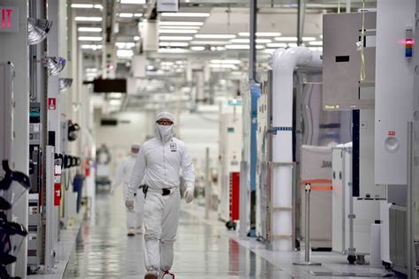 Layoffs at mitre corporation.  significant large numbers of VPs travell...