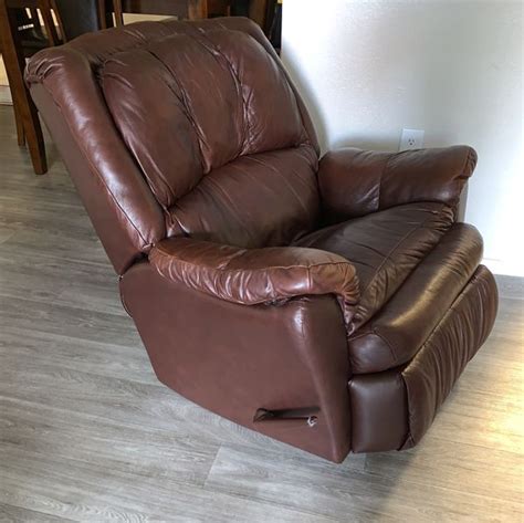Lazyboy furniture gallery. 6976 W. Bell Rd. Suite 100. Glendale, AZ 85308. 602-470-2485. Store Hours. About Us Contact Us Get directions. Connect with Us. Glendale's La-Z-Boy furniture store provides an array of home furniture for you to choose from. Stop by or make an appointment with one of our design professionals today! 