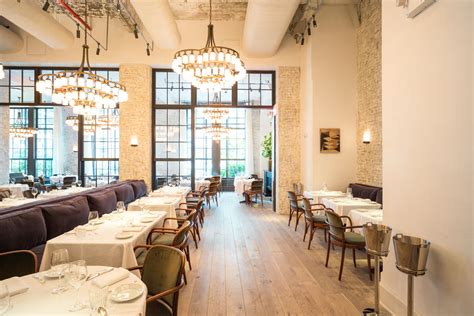 Le coucou nyc. Eater September 12, 2017. At Le Coucou, the menu includes seaweed butter-warmed oysters, quenelles de brochet, Dover sole, and duck with foie gras. Also expect white tablecloths, tall candles and patrons dressed to the nines. Read more. Upvote 5 Downvote. 