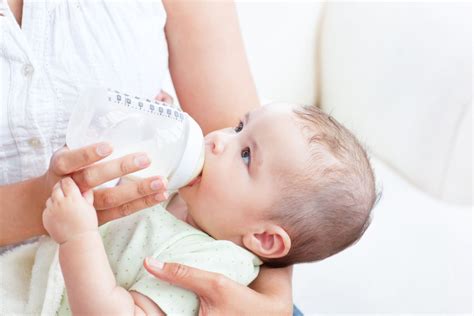 Le lait en rapport avec l'alimentation du nourrison milk in relation to infant feeding. - Tópicos de teoria para a investigação do discurso literário.