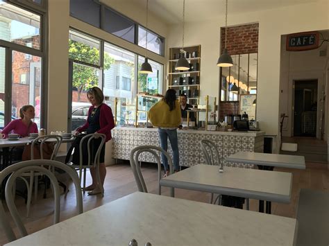 Le marais bakery san francisco. LE MARAIS BAKERY - San Francisco - 1138, Sutter Street Boulangerie : Petite boulangerie française portant bien son nom, elle a ouvert ses portes en 2013 à San... 