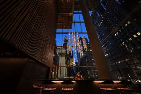 Le pavillon nyc. Dec 3, 2021 · December 3, 2021. A handblown glass chandelier created by artist Andy Paiko appears to float above Le Pavillon’s 46-seat bar. Courtesy of Ivan Piedra Photography. Michelin-starred Chef Daniel Boulud’s Le Pavillon serves as a featured dining destination in one of Midtown Manhattan’s newest skyscrapers, One Vanderbilt. 