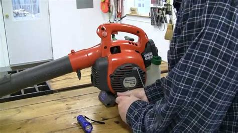 Leaf blower pull cord stuck. Set the leaf blower on a flat surface and, as a safety precaution, disconnect the spark plug by pulling the wire off of the plug. Unscrew the four recessed screws … 