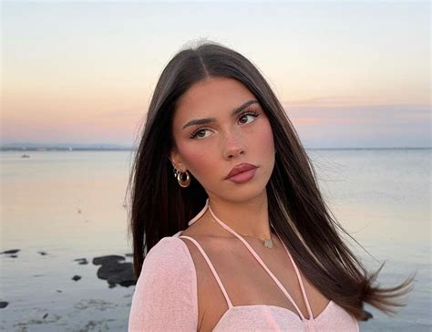 Leah Helton Onlyfans Leak