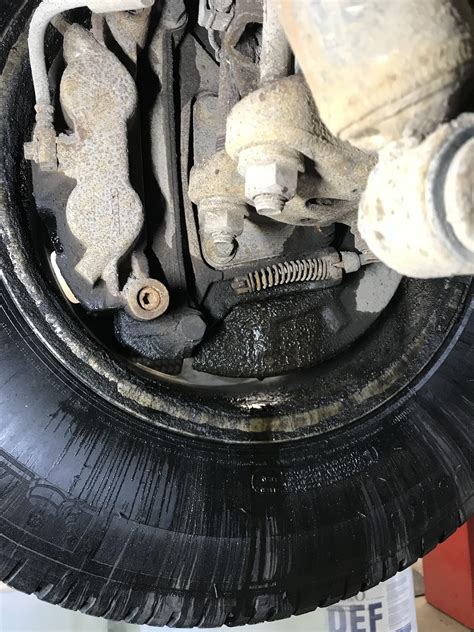 2006 tacoma rear axle leaking seal. Discussion 