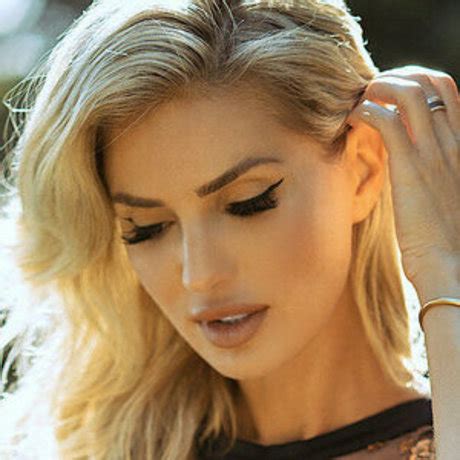 Leanna bartlett nude. Things To Know About Leanna bartlett nude. 