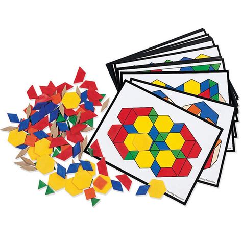 Learning Patterns with Blocks Kids learning activities, Pattern