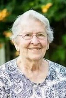 Lebold smith funeral home obituaries. .  <a href=https://jun-ravil.xpage...