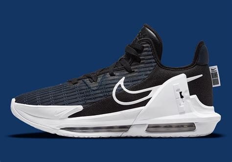 LeBron Witness 6 EP Basketball Shoes EXPERIENCE THE SENSATION. For this iteration of the LeBron Witness, we swapped out Zoom Air for visible Max Air cushioningLeBron's favoriteto help dissipate impact forces and provide a …