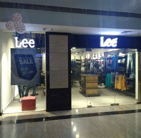 Lee  Yelp Lucknow