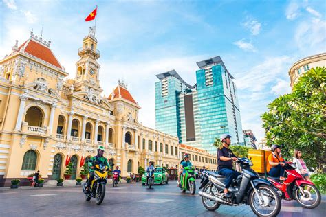Lee Peterson Tik Tok Ho Chi Minh City