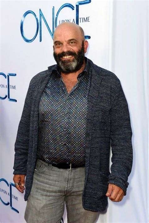 Lee Arenberg Biography: Get to know all about Lee Arenberg, his personal life, love interests, wife, family, net worth, and career only on Filmibeat. 