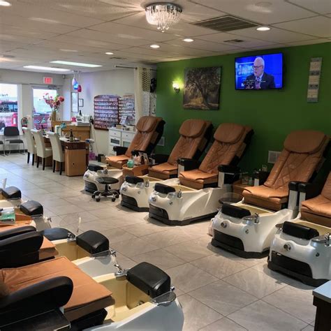 Lee Nails Spa of Easton, MD 21601 is a local nail spa that offers quality services including: Spa Pedicure, Gel Manicure, Add on, Enhencements, Eyelashes, Massage, Kid Spa, Waxing.. 
