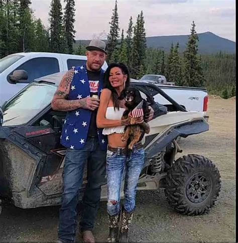 Leese Marie's Biography. Leese Marie is the girlfriend and hopefully Rick Ness' wife, a renowned T.V. personality. The fact that Rick revealed that she would be accompanying him on season 12 of Gold Rush is what brought her to the notice of the media.. 