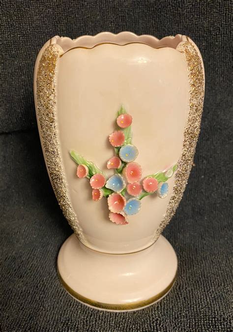 Vintage Lefton China Hand Painted Bud Vase w/ Applied Flowers #829