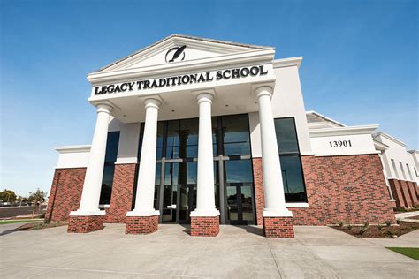 Legacy traditional school. Legacy Traditional School - Peoria (850099) spends $5,879 per student each year. It has an annual revenue of $7,172,000. Overall, the district spends $3,987.3 million on instruction, $3,167.8 ... 