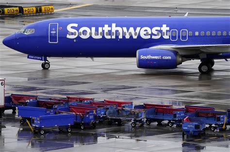 Legal experts question judge’s order telling Southwest lawyers to get religious-liberty training