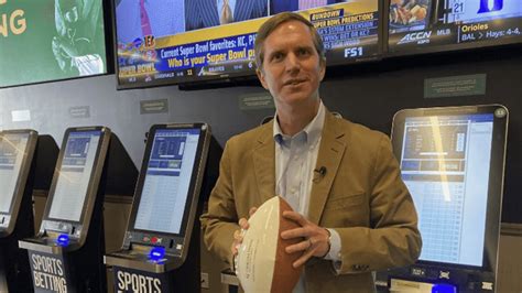 Legal sports betting opens to fanfare in Kentucky; governor makes the first wager