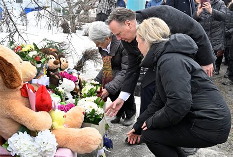 Legault, party leaders to visit Quebec town reeling after pedestrians killed by truck