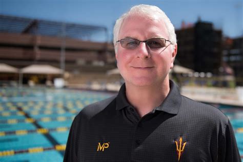 Legendary coach Bob Bowman keeps turning out winning swimmers, and not just Americans