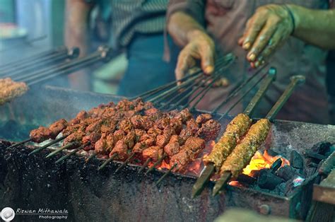 Legends of Old Delhi: 10 Best Street Food Places in Old Delhi