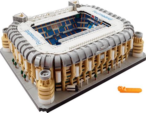 Lego Icons Real Madrid - Santiago Bernabéu Stadium Set 10299