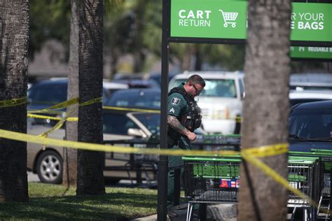 A man shot and killed inside a Florida Publix this weekend was buying lottery tickets before the shooting occurred, police say. The shooting stemmed from an argument in the checkout line of a .... 