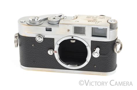 Leica M2 Chrome35mm KIT w/50mm&90mm Summicron Lenses, …