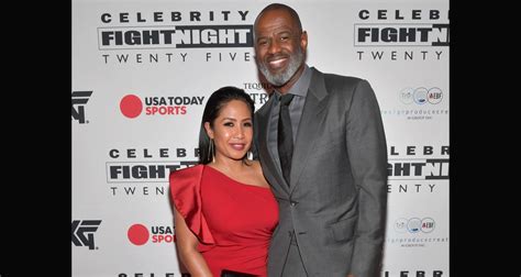 Brian McKnight married Leilani Malia Mendoza in a romantic ceremony on New Year’s Eve. The R&B singer posted several sweet videos and photos from the …. 