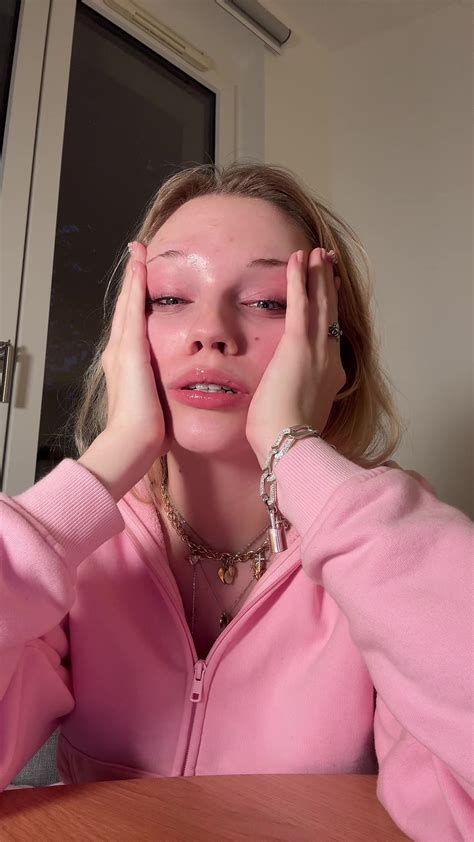 Leniibahr Onlyfans Leak +18 165 Pics