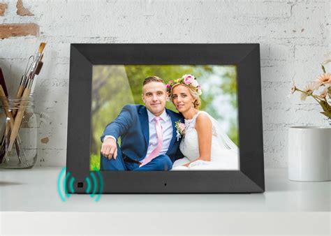 Lenk 10.0 Inch Digital Photo Frame. Motion Sensor turns frame …