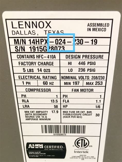 Page 1 ©1998 Lennox Industries Inc. Corp. 9802−L3 HS29 Service Literature Revised 04−2004 HS29 SERIES UNITS The HS29 is a residential split-system condensing unit. Condensing coil size, circuiting and air volume result in a minimum SEER rating of 10.0. The series is designed for use with an expansion valve or RFCIV system in the in-door unit..