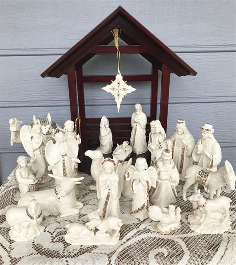 Beautiful large nativity set with rare pieces. The following pieces come in the original boxes, Balthazar, Palm tree, Holy family, Baby goats, Gaspar, Sheep, Baby lambs and Melchior. Following pieces do not come in original boxes but will be securely packaged, Donkey, Drummer boy, Angel and Shepherd. Creche has a couple very small chips in wood. Star in holy family set has had repair to hanger .... 