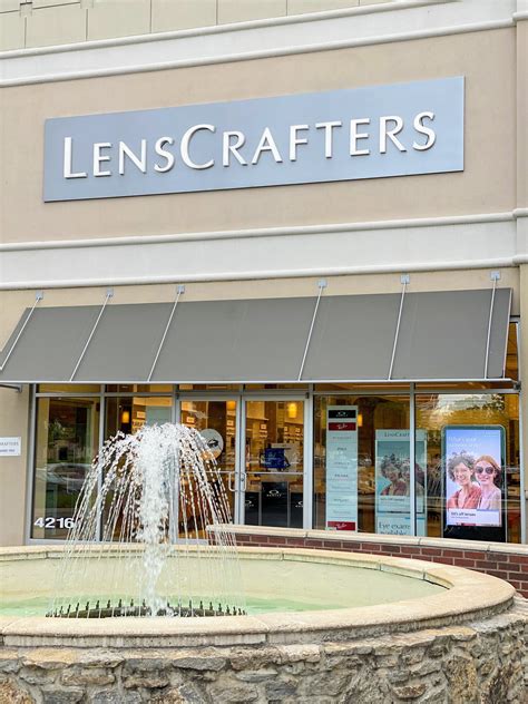 Lenscrafters elyria. LensCrafters is the largest optical retailer in North America with 1,000+ stores and as part of an eyewear industry leader, Luxottica, our higher standard of quality has made LensCrafters a leader in vision care for over 35 years. 