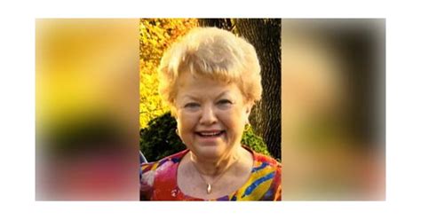 Helen Marie (Diton) Jahnke entered the gates of heaven to meet her Lord and Savior Jesus Christ on Monday, October 9, 2023. Helen was born on September 5, 1926 and spent her childhood in Fort Madison,