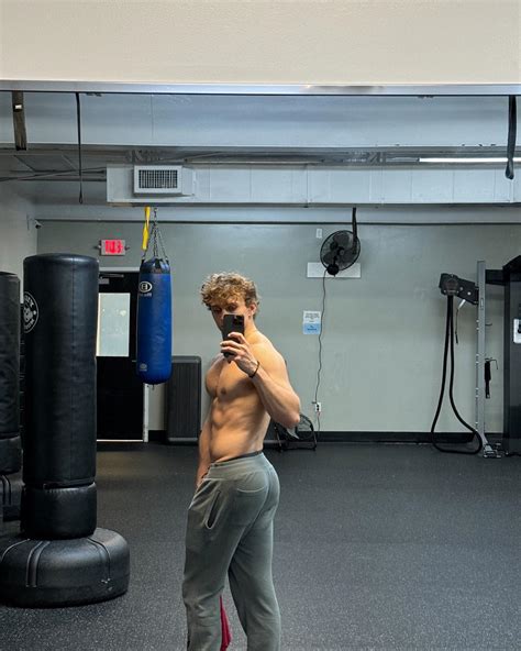 😈 Leo Luster Model Onlyfans Leaked [PPV] 92 Videos