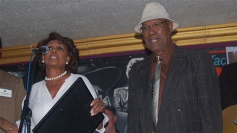 Leon Hughes, founding member of The Coasters, dies at 92