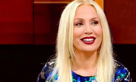 Lerzan Mutlu Kimdir.