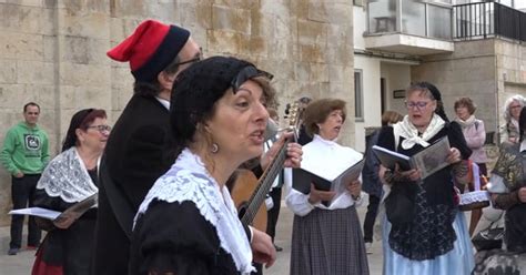 Les caramelles sonen i ressonen pels carrers de l