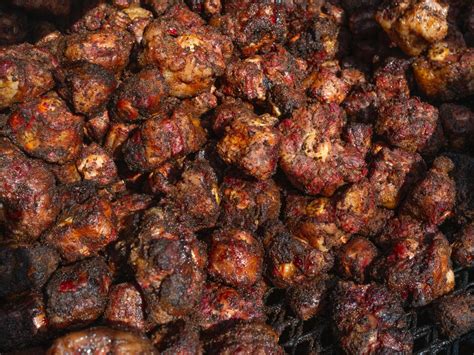 Lesbbq. Lemon Steppa' Oxtail Nuggets. $169.99. Shipping calculated at checkout. Order 3 lbs OR 10 lbs of Smokin' Oxtails to feed the whole crew. We have a limited stash of 10 packages of our famous smoked Oxtails -- LEMON PEPPER FLAVORED - both 3 lb and 10 lb pans of Smoked Oxtails, seasoned to perfection and smoked until they're fall-off-the-bone ... 