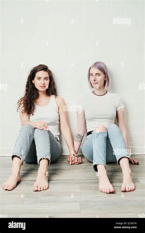 th?q=Lesbian hands in pants