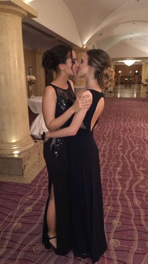 Lesbian swingers porn