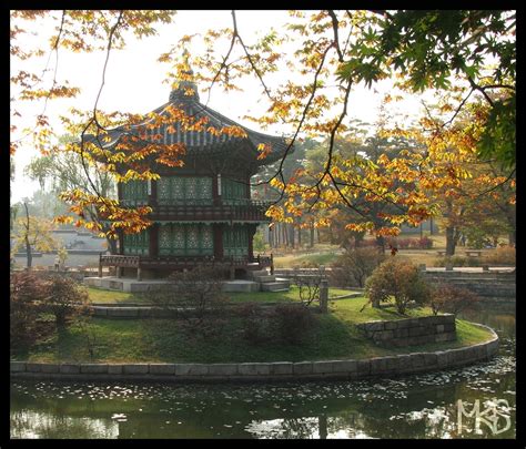 Let's Go in Korea: Your Guide to Unlocking the Land of the Morning Calm