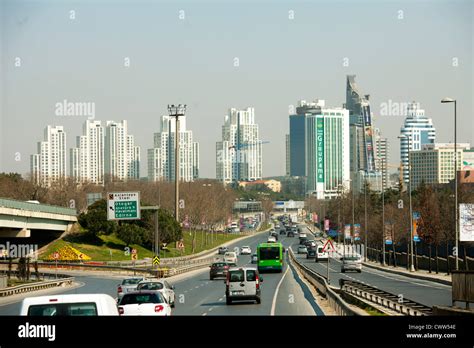 Levent Caddesi & Karanfil Sokak, Levent, Beşiktaş nerede.