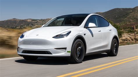 Leveranstid tesla model y 2023