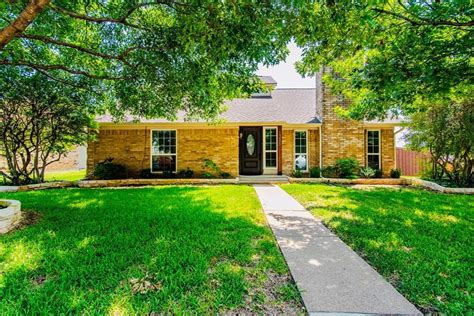 Lewisville houses for sale. 